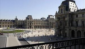 Umberto Eco gostujoči kurator muzeja Louvre