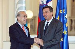 Slovenija podpisala sporazum o članstvu v OECD