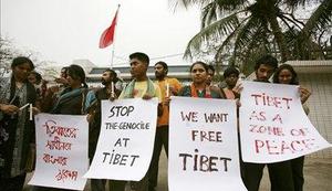 Kitajska ne popušča pri vprašanju Tibeta