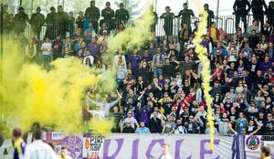 Mariborski nogomet zaradi nešportnega vedenja navijačev ob 550 evrov