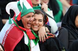 Iranke prvič po letu 1981 spet na nogometni tekmi. Vzrok je tragičen.