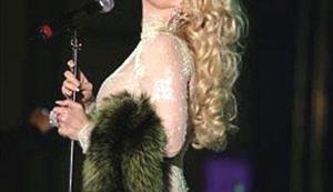 Helena Blagne z novim starim singlom