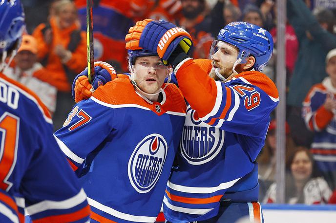 Edmonton Oilers | Hokejisti Vegas Golden Knights pomembno zmago v boju za končnico lovijo proti Minnesoti. | Foto Reuters