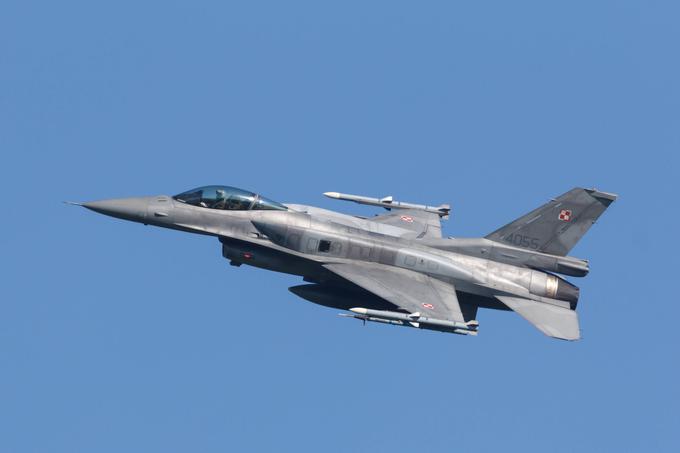 Bodo letala F-16 prišla na bojišče prepozno? | Foto: Guliverimage