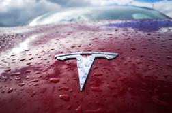 Tesla bo odpoklicala več kot 50 tisoč vozil