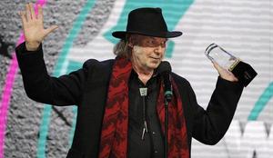 Neil Young želi ohraniti glasbo na vinilkah