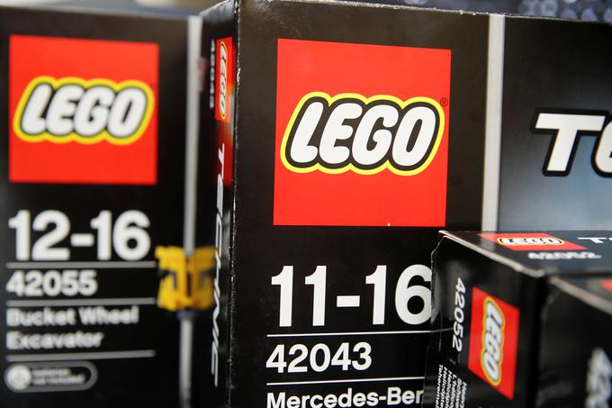 Lego svoje specialiste, kar Rok Žgalin Kobe vsekakor je, plačuje zelo dobro. Povprečna letna bruto plača oblikovalcev legokock je okrog 100 tisoč evrov (vir:comparably.com). | Foto: Reuters