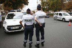 V čelnem trčenju tovornjaka in avtobusa v Franciji najmanj 42 mrtvih