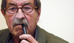 Günter Grass želi učiteljem nemščine pomagati pri maturitetnih nalogah