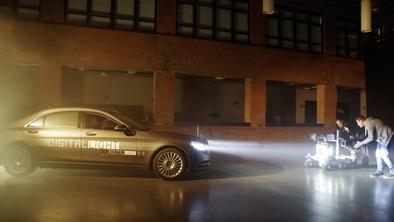 Svetlobna revolucija, ki bo za vedno spremenila nočno vožnjo #video