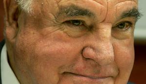 Vse skrivnosti Helmuta Kohla