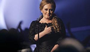 Vrnitev Adele na podelitvi grammyjev