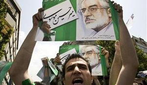 Vodja iranske opozicije Musavi pripravljen umreti kot mučenik