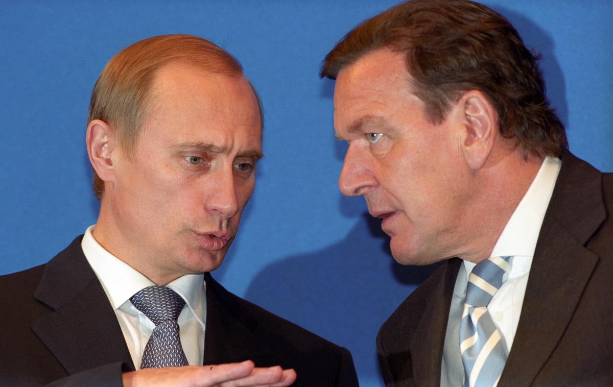 Vladimir Putin in Gerhard Schröder | Schröder velja za dolgoletnega prijatelja ruskega predsednika Vladimirja Putina.  | Foto Guliverimage
