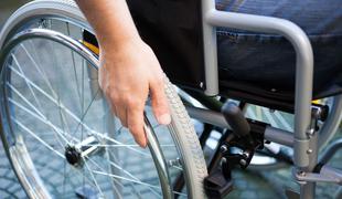 Invalidske organizacije opozarjajo na nižanje sredstev