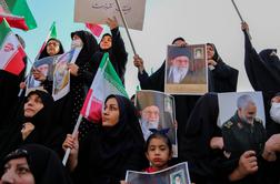 V Iranu naj bi razpustili moralno policijo