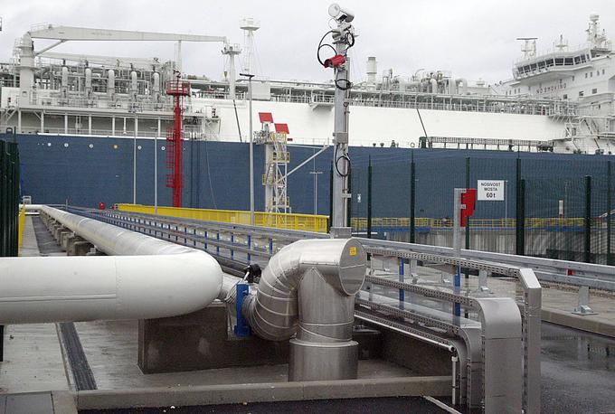 Terminal za utekočinjeni zemeljski plin (LNG) v Omišlju na otoku Krk. | Foto: STA ,