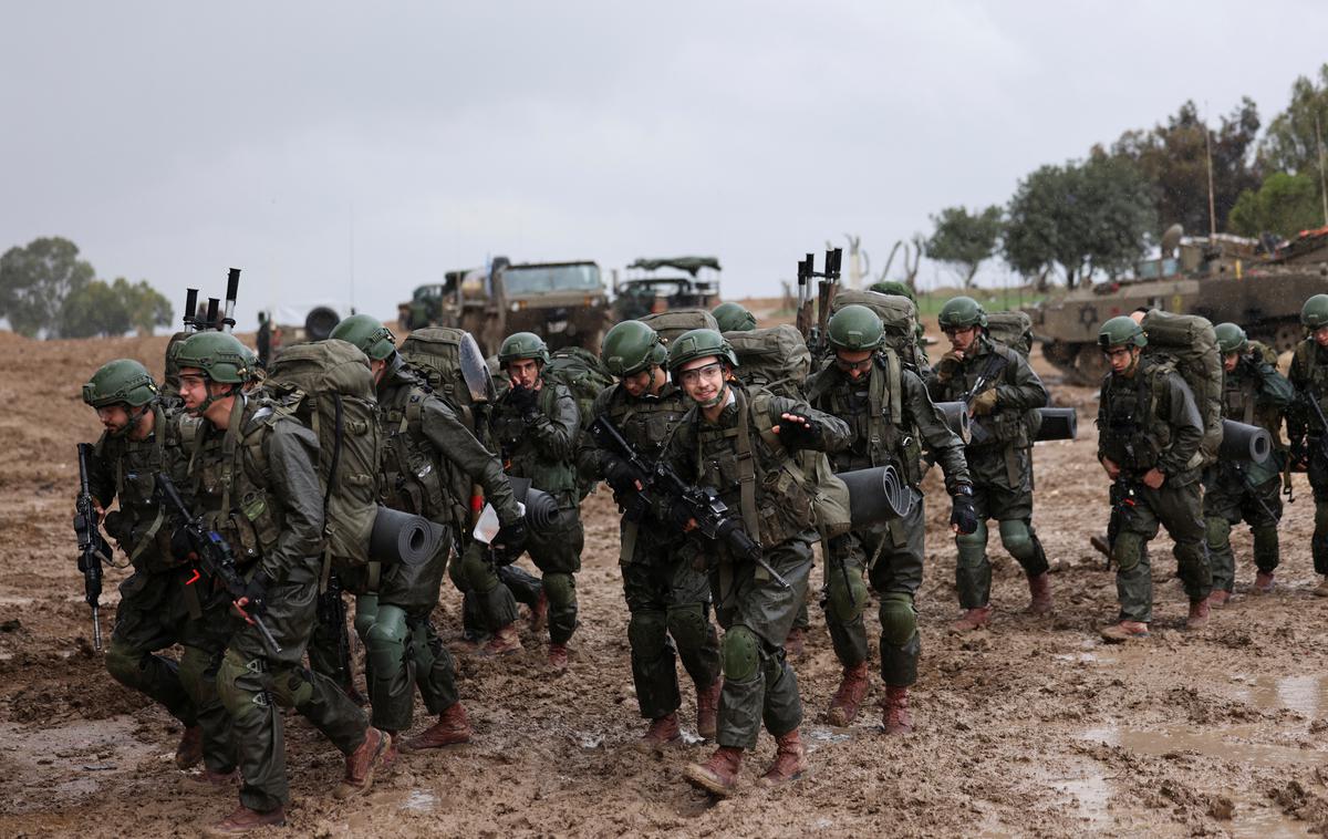 Izrael, vojska, vojaki, Gaza | 31 držav članic Nata je po ocenah Siprija za oborožene sile skupno porabilo 1,3 bilijona dolarjev. | Foto Reuters