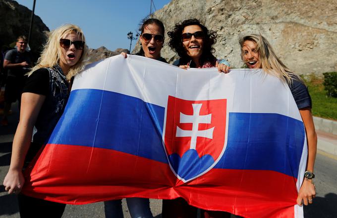 Slovenci nimamo samo podobnega imena kot Slovaki in podobno zastavo, Slovaki so tudi genetsko najbližje Slovencem. | Foto: Reuters