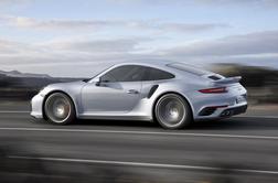Porsche turbo in turbo S – še več moči za kultnega turba (video)
