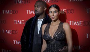 Končno: Kim Kardashian spet noseča