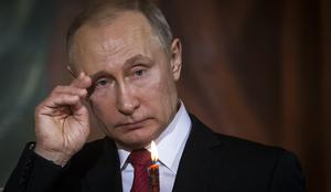 "Putina zaradi bolezni čaka operacija." Bo položaj prisiljen predati temu človeku?