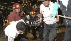 V avtobusni nesreči v Gvatemali umrlo 47 ljudi