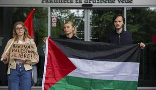 Vlada naj bi začela postopke za priznanje Palestine