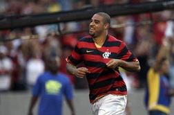 Adriano v Braziliji že trese mreže