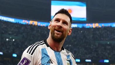 Ronaldo doživel udarec v Ljubljani, Messi nekaj ur pozneje zaploskal rojakom