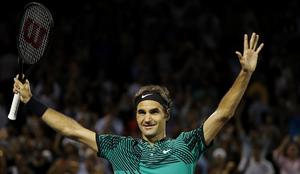 Federer strl hud odpor Kyrgiosa, za poslastico z Nadalom