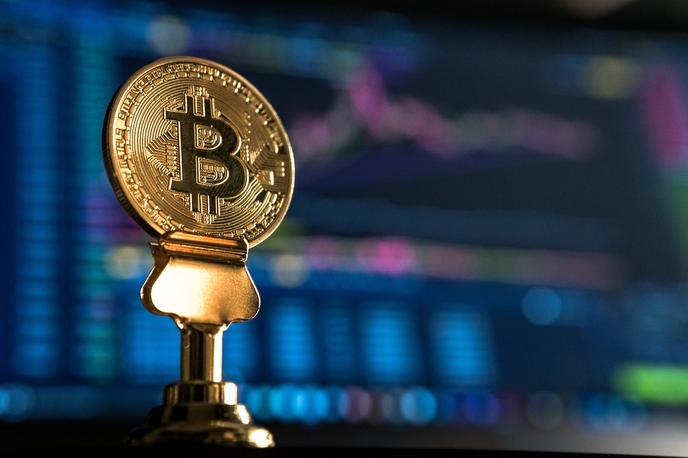 Bitcoin | Bitcoin je v zadnjem mesecu izgubil več kot 20 odstotkov vrednosti, v zadnjem letu dni pa kar okrog 75 odstotkov.  | Foto Unsplash