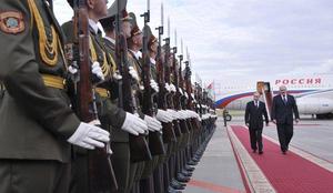 Putin in Lukašenko v Minsku izpostavila tesne vezi