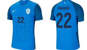 Bo to nov dres slovenskih nogometašev? Vi izbirate.
