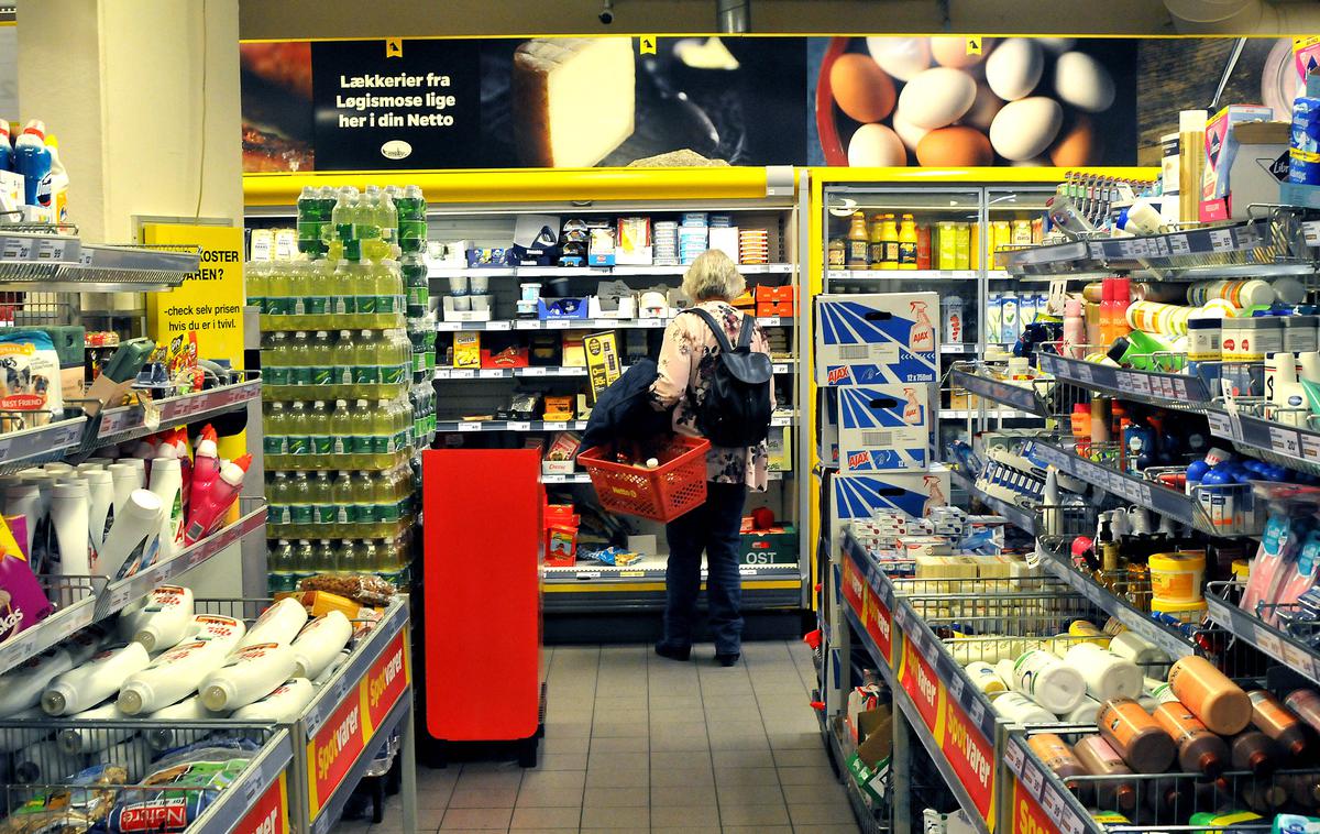 Trgovina | Ljubljanske mlekarne so iz prodaje umaknile nekatere primerke izdelka čokoladno Alpsko mleko. | Foto Guliverimage