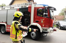 Požar v Kranju, tri ljudi odpeljali v bolnišnico
