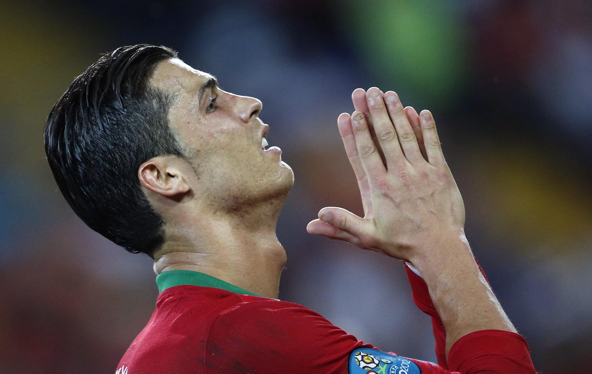 Cristiano Ronaldo | "Bomo v Stožicah videli Cristiana Ronalda?" Vprašanje, ki si ga danes zastavlja vsak slovenski nogometni navdušenec. | Foto Reuters