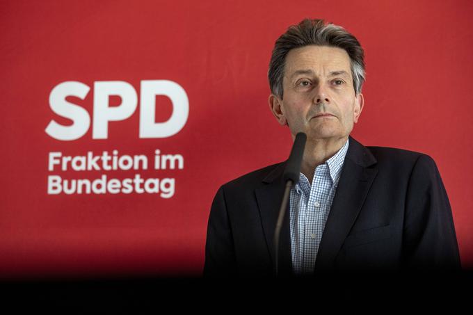 Vodja poslancev SPD v bundestagu Rolf Mützenich naj bi bil zagovornik razumevajoče politike do Rusije. | Foto: Guliverimage/Vladimir Fedorenko