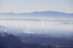 V več delih Slovenije v zraku zaznali zdravju škodljive delce