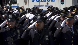 Ameriški policisti na dan ubijejo povprečno več kot dve osebi