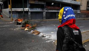 V Venezueli razglasili enomesečno redukcijo elektrike #video