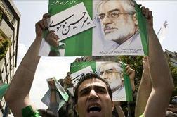Vodja iranske opozicije Musavi pripravljen umreti kot mučenik