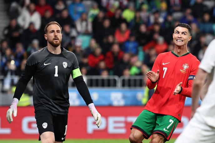 Slovenija : Portugalska | Slovenci so v torek z 2:0 premagali Portugalsko. | Foto www.alesfevzer.com