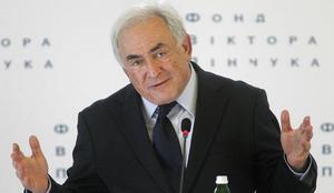 Civilna tožba proti Strauss-Kahnu se bo v New Yorku nadaljevala