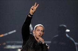 Eminem spet podira rekorde