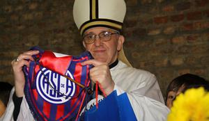 Dvoboj za mir: papež povabil, Messi, Maradona, Zidane in druščina sprejeli