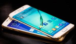 Galaxy S6 in Galaxy S6 Edge: Lahko Samsungova telefona presežnikov ogrozita iPhone 6?
