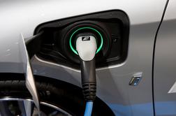 Bavarski velikan širi zeleno ponudbo: prihajata električna MINI in BMW X3