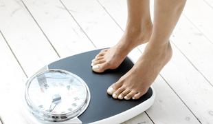 Kako lahko življenjske navade vplivajo na vašo težo?
