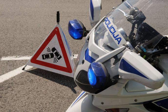 Slovenska policija prometna nesreča motor | Zaradi razjasnitve okoliščin prometne nesreče pozivajo vse očividce, ki bi karkoli vedeli o nesreči, da to sporočijo na št. 113 ali 080 1200. | Foto STA